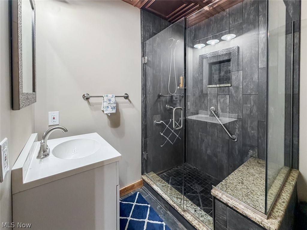 44123 Albrecht Road Elyria OH 44035