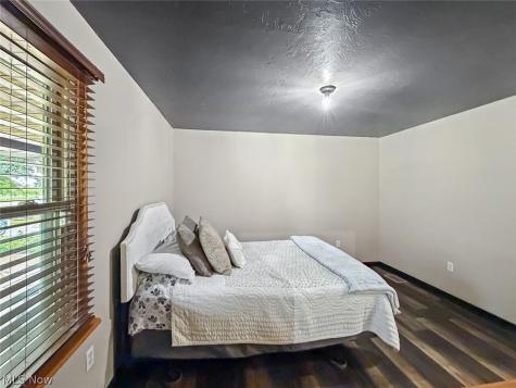 44123 Albrecht Road Elyria OH 44035