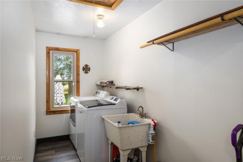 44123 Albrecht Road Elyria OH 44035