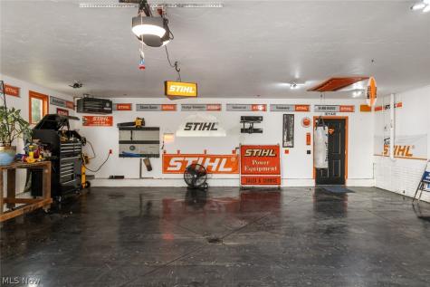 44123 Albrecht Road Elyria OH 44035