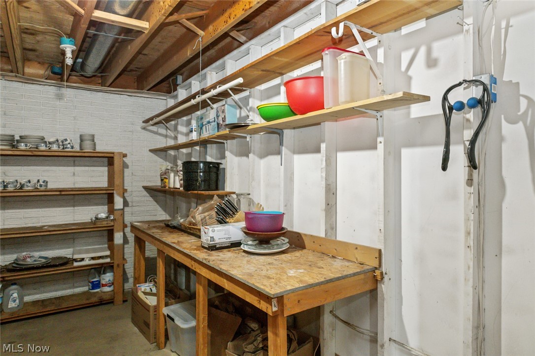 44123 Albrecht Road Elyria OH 44035