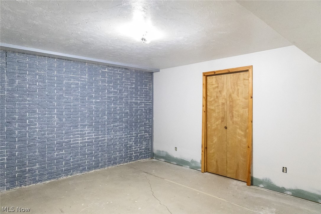 44123 Albrecht Road Elyria OH 44035