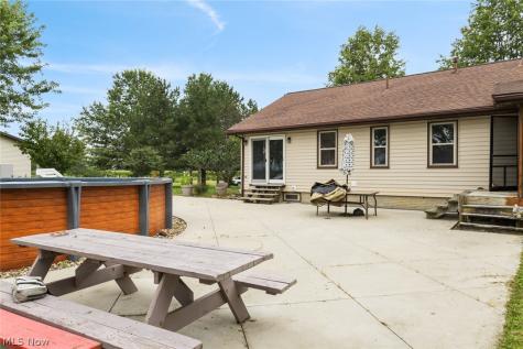 44123 Albrecht Road Elyria OH 44035
