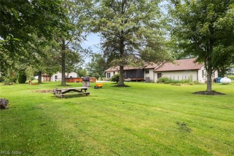 44123 Albrecht Road Elyria OH 44035