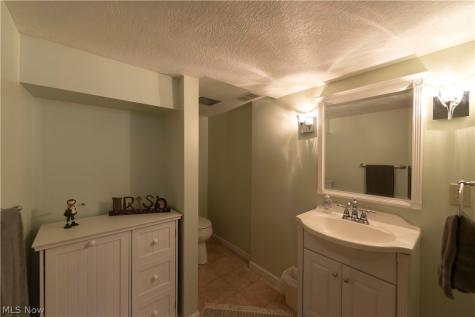 1349 Brookwood Drive Mogadore OH 44260