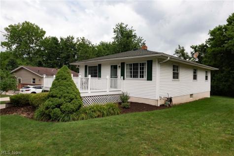 1349 Brookwood Drive Mogadore OH 44260