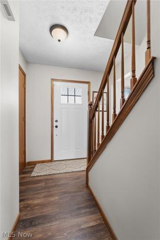 681 Oakcrest Drive Wadsworth OH 44281
