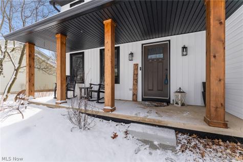 681 Oakcrest Drive Wadsworth OH 44281