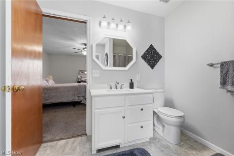 681 Oakcrest Drive Wadsworth OH 44281