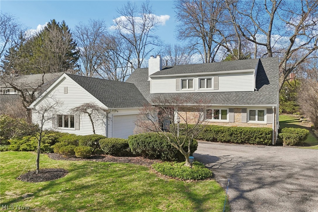 22733 S Woodland Road Shaker Heights OH 44122