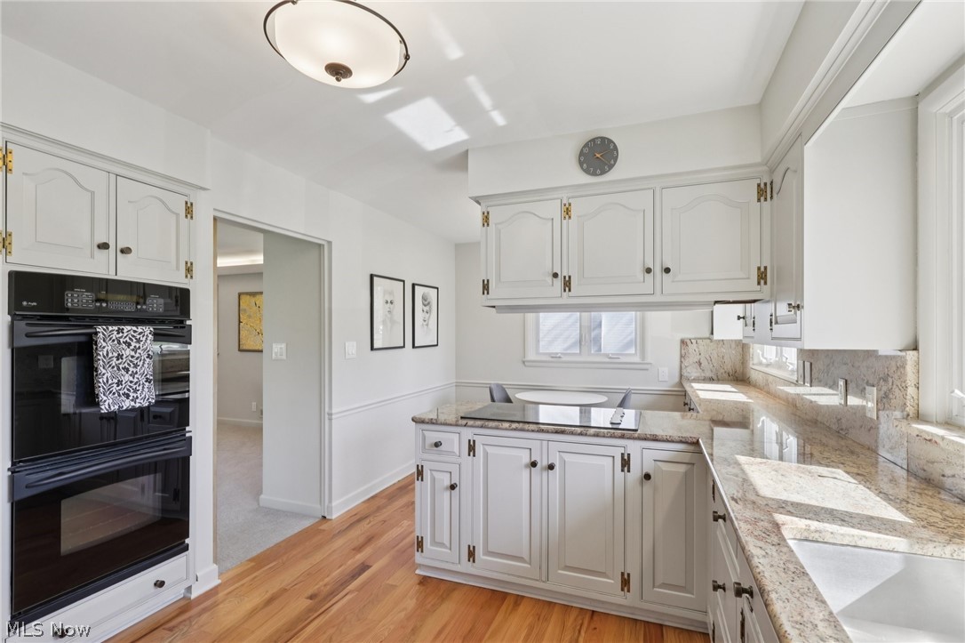 22733 S Woodland Road Shaker Heights OH 44122