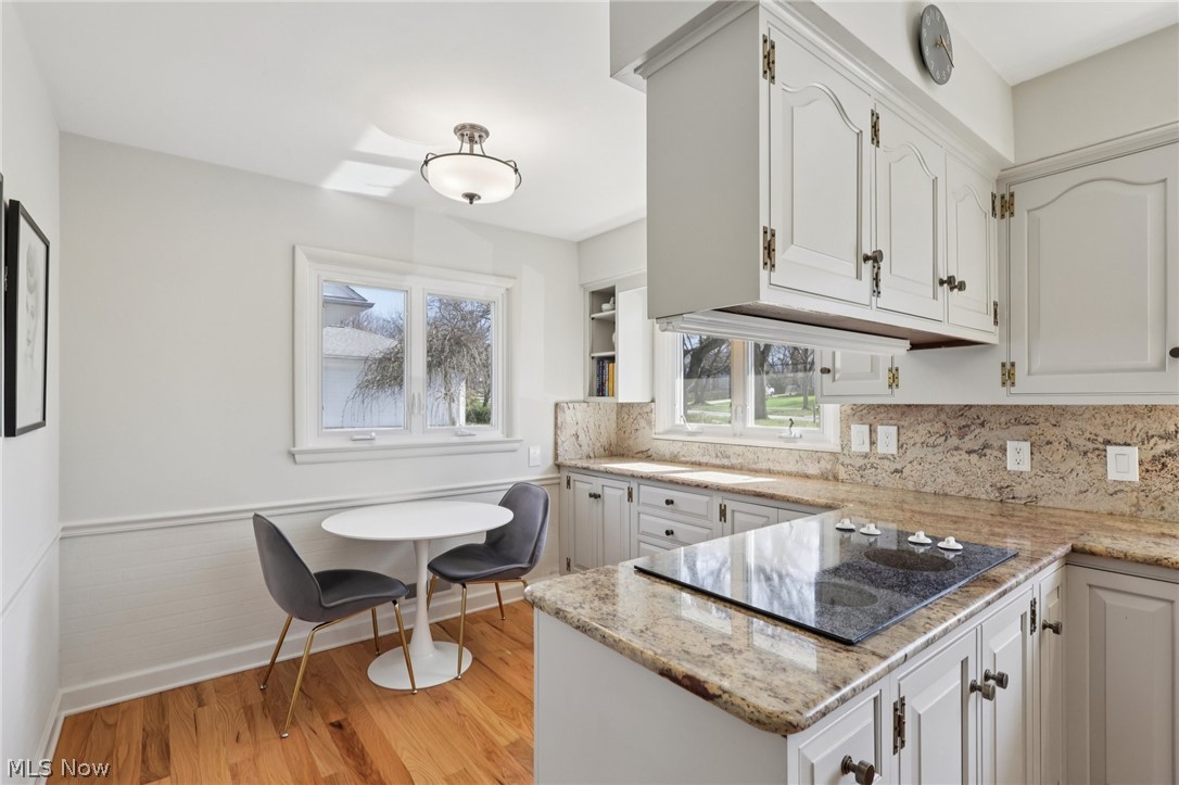 22733 S Woodland Road Shaker Heights OH 44122