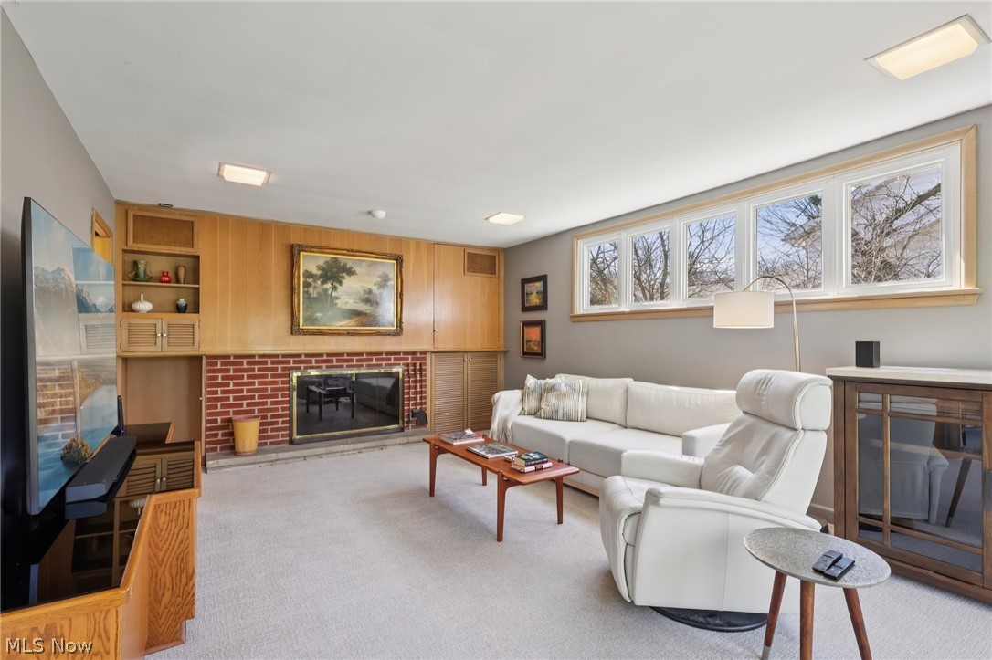 22733 S Woodland Road Shaker Heights OH 44122