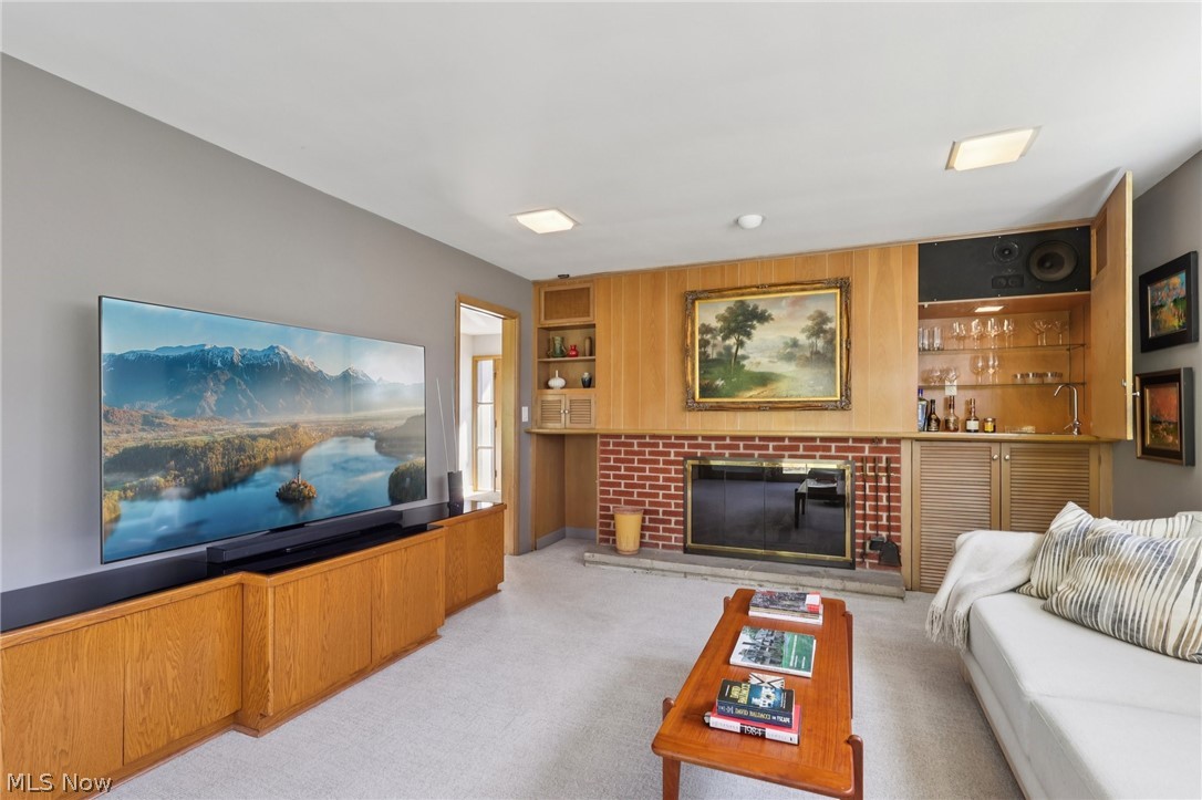 22733 S Woodland Road Shaker Heights OH 44122