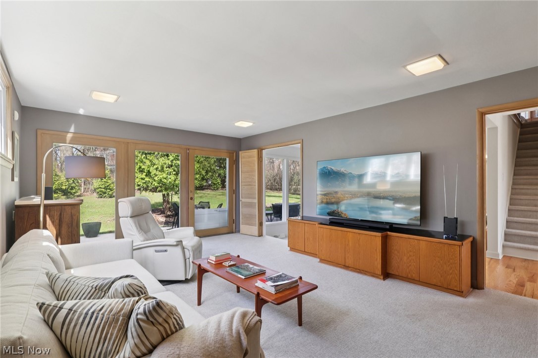 22733 S Woodland Road Shaker Heights OH 44122