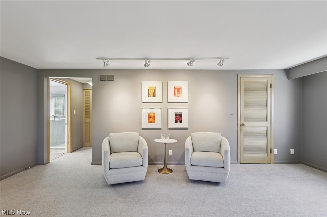 22733 S Woodland Road Shaker Heights OH 44122