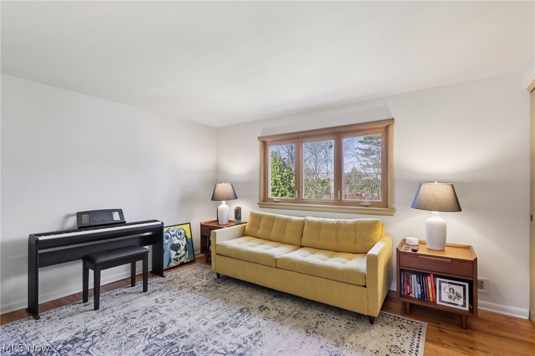 22733 S Woodland Road Shaker Heights OH 44122