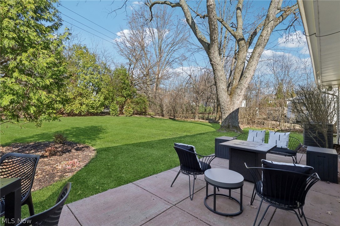 22733 S Woodland Road Shaker Heights OH 44122