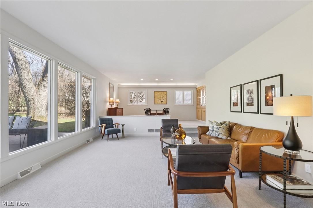 22733 S Woodland Road Shaker Heights OH 44122