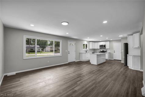 1190 East Boulevard Aurora OH 44202
