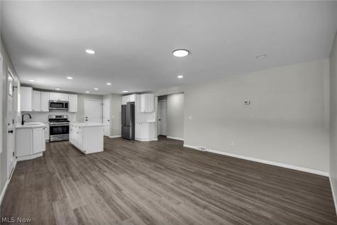1190 East Boulevard Aurora OH 44202