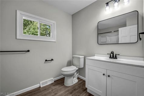 1190 East Boulevard Aurora OH 44202