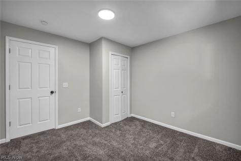 1190 East Boulevard Aurora OH 44202