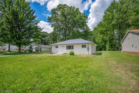 1190 East Boulevard Aurora OH 44202