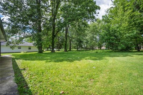 1190 East Boulevard Aurora OH 44202