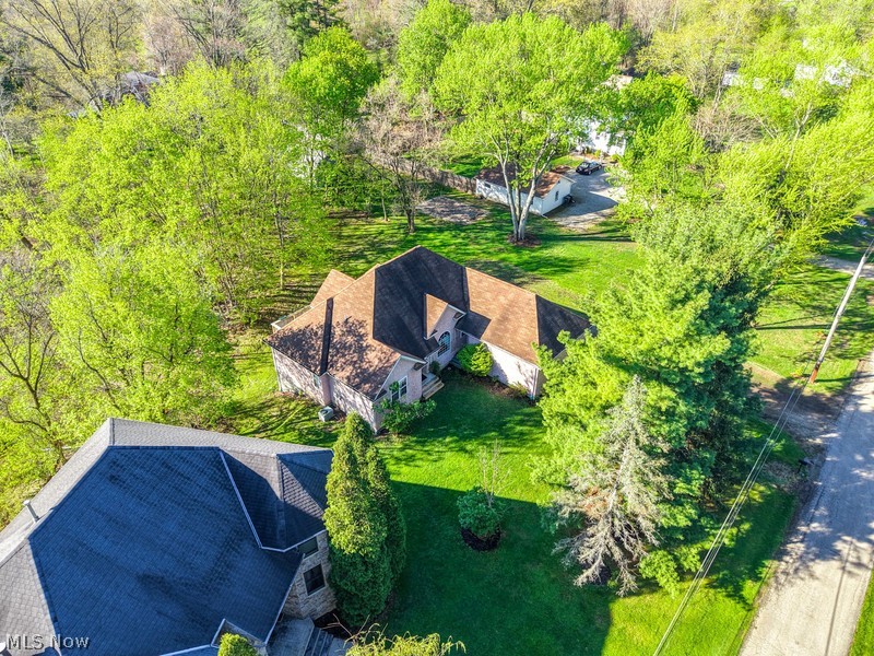 156 Penrose Court Elyria OH 44035