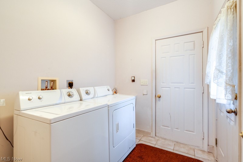156 Penrose Court Elyria OH 44035