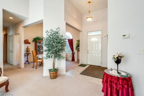 156 Penrose Court Elyria OH 44035