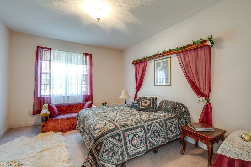 156 Penrose Court Elyria OH 44035