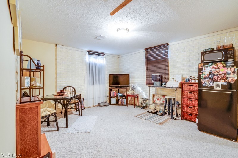 156 Penrose Court Elyria OH 44035