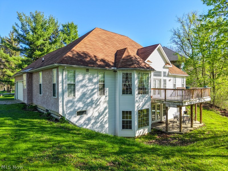 156 Penrose Court Elyria OH 44035