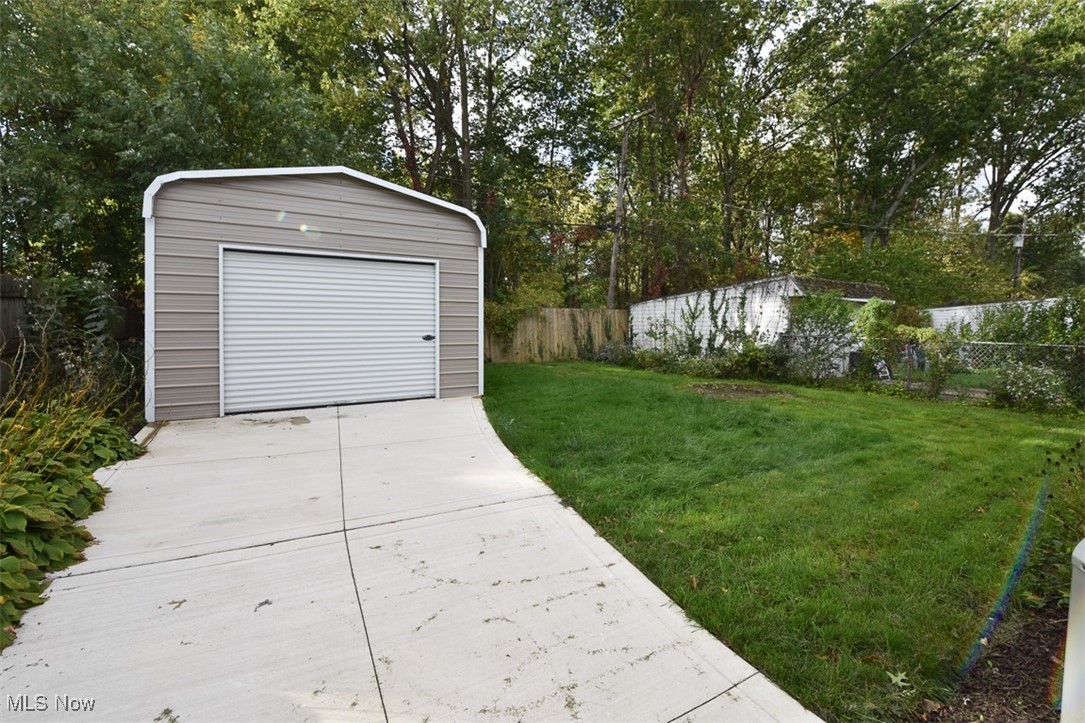 14625 Grapeland Avenue Cleveland OH 44111