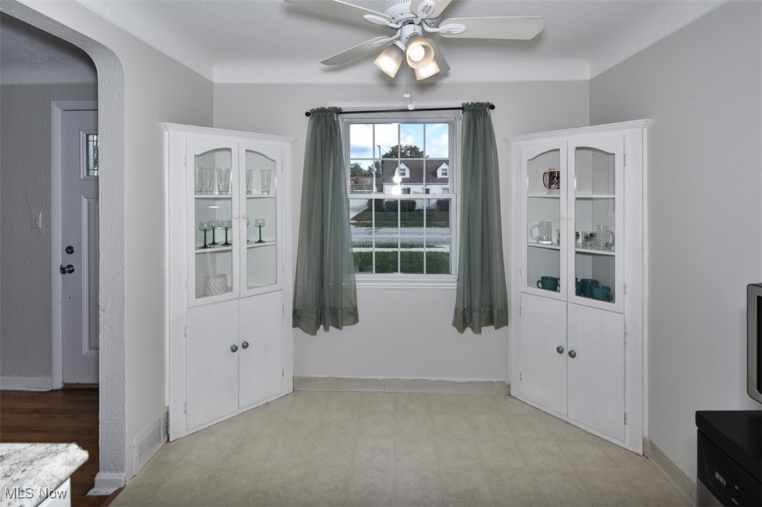 14625 Grapeland Avenue Cleveland OH 44111