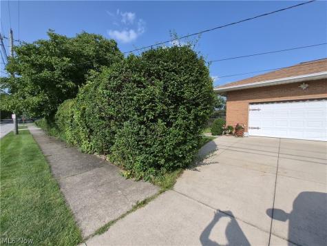 3150 Jeanne Drive Parma OH 44134