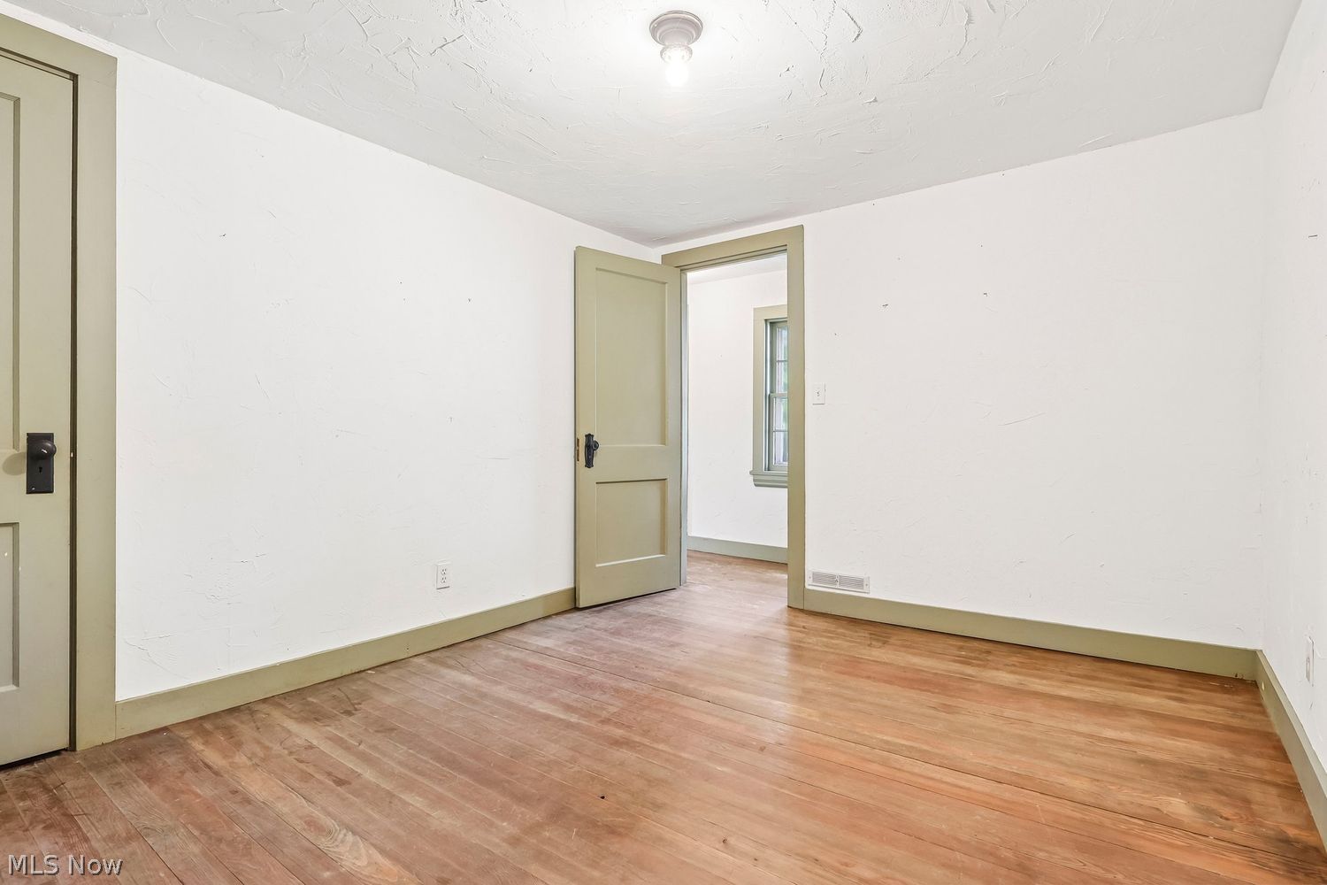 13121 County Line Road Chesterland OH 44026