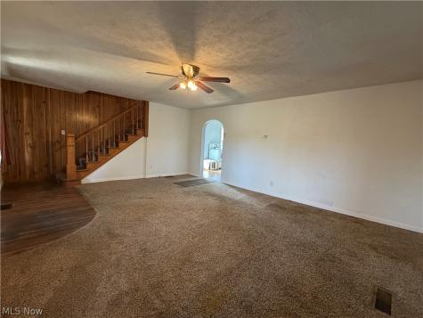 296 Pennsylvania Avenue Sebring OH 44641