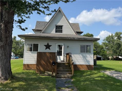 296 Pennsylvania Avenue Sebring OH 44641
