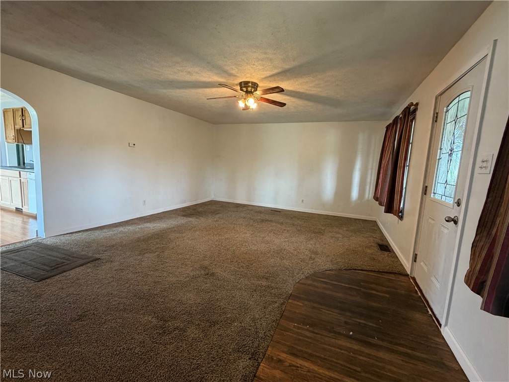 296 Pennsylvania Avenue Sebring OH 44641