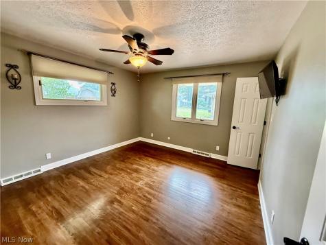 5687 Lancaster Drive Brooklyn Heights OH 44131