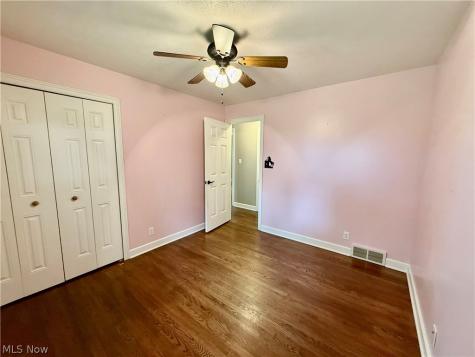 5687 Lancaster Drive Brooklyn Heights OH 44131