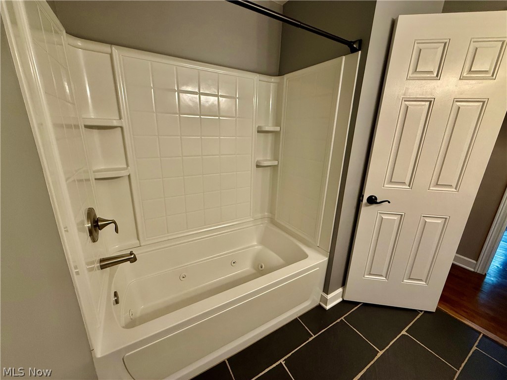 5687 Lancaster Drive Brooklyn Heights OH 44131