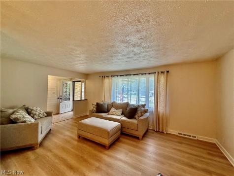 5687 Lancaster Drive Brooklyn Heights OH 44131