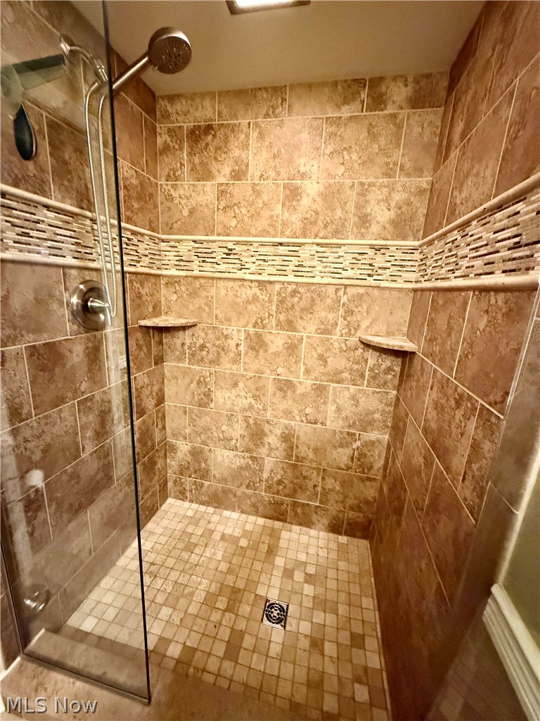 5687 Lancaster Drive Brooklyn Heights OH 44131