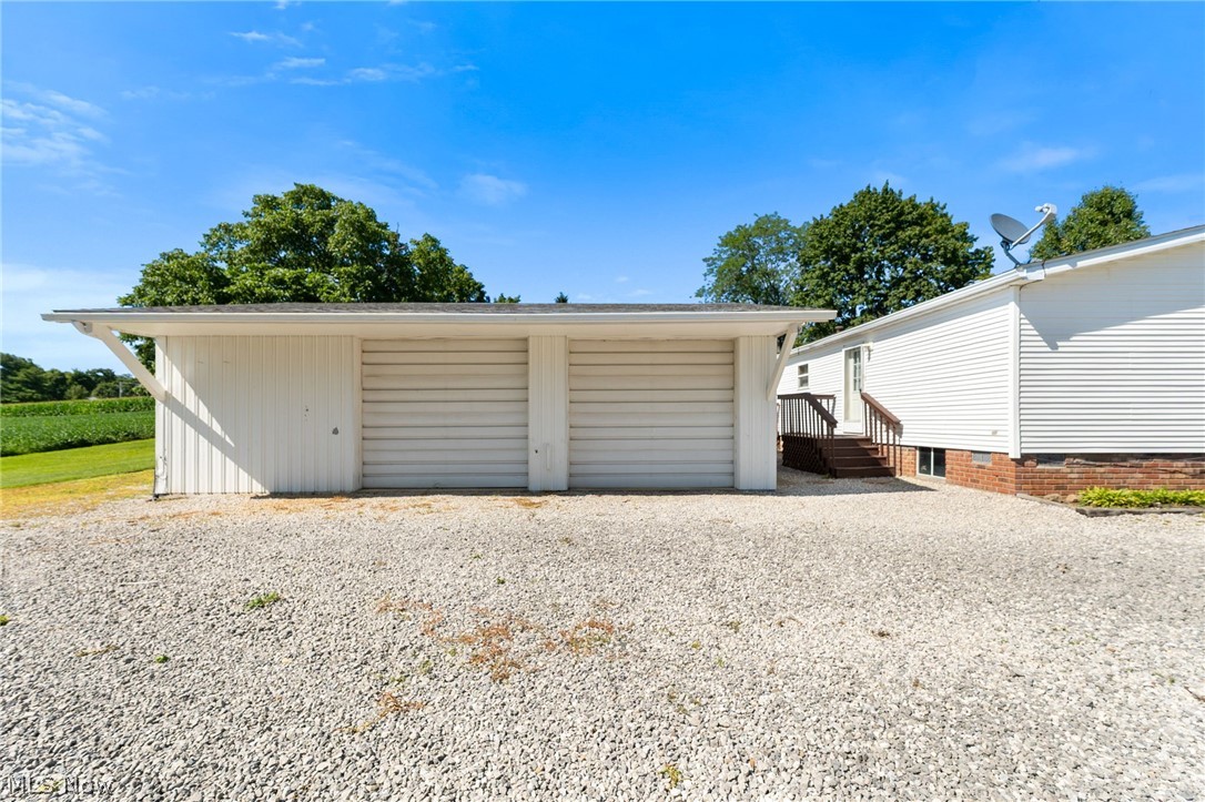 7371 State Route 9 Hanoverton OH 44423