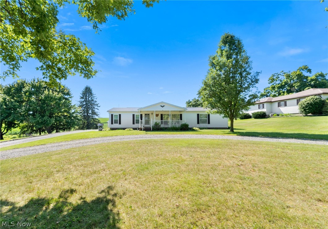 7371 State Route 9 Hanoverton OH 44423