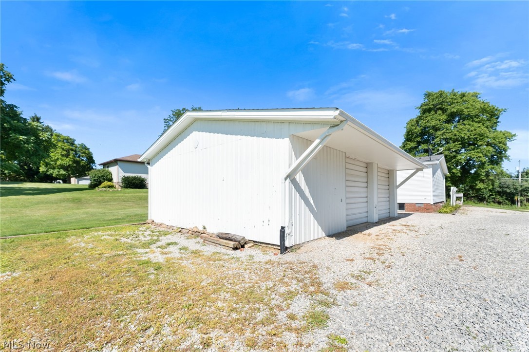 7371 State Route 9 Hanoverton OH 44423